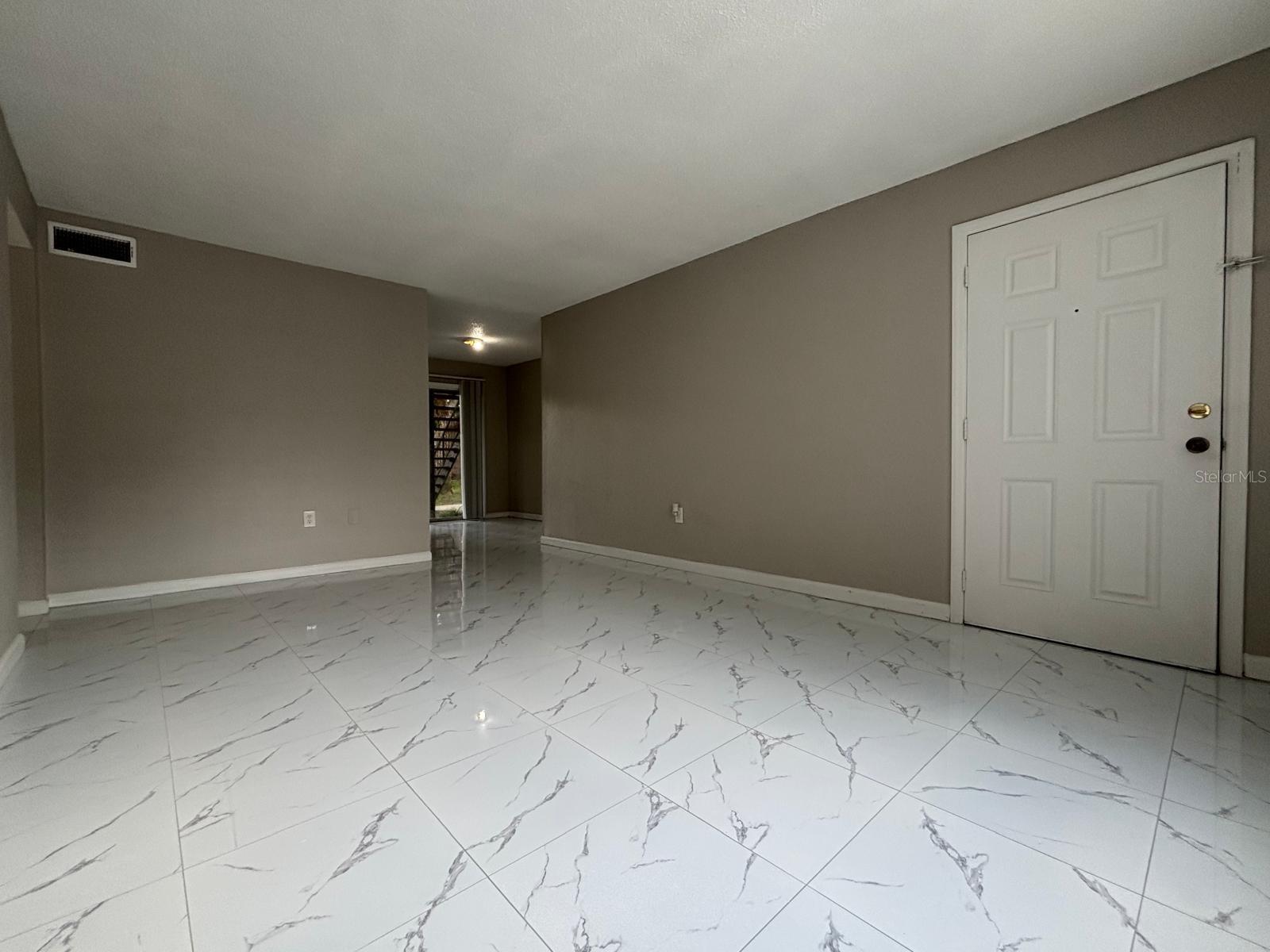 Image 7 of 16 For 5325 Curry Ford Road 10