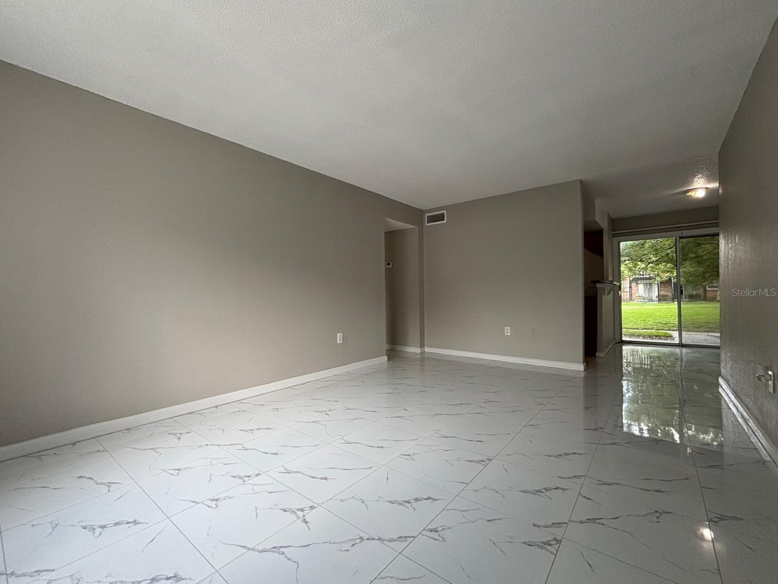 Image 8 of 16 For 5325 Curry Ford Road 10