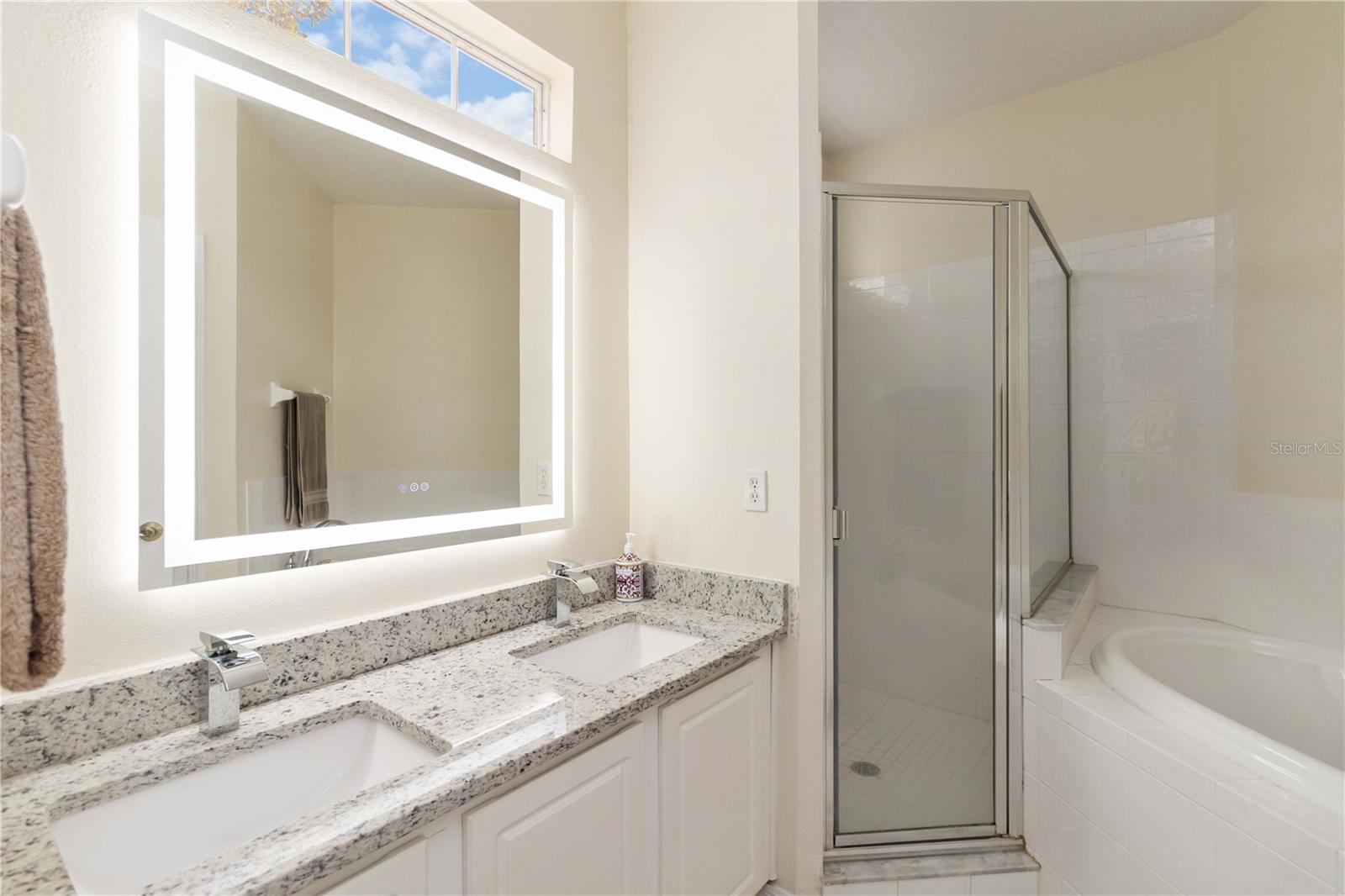 Image 14 of 30 For 698 Seabrook Court 206