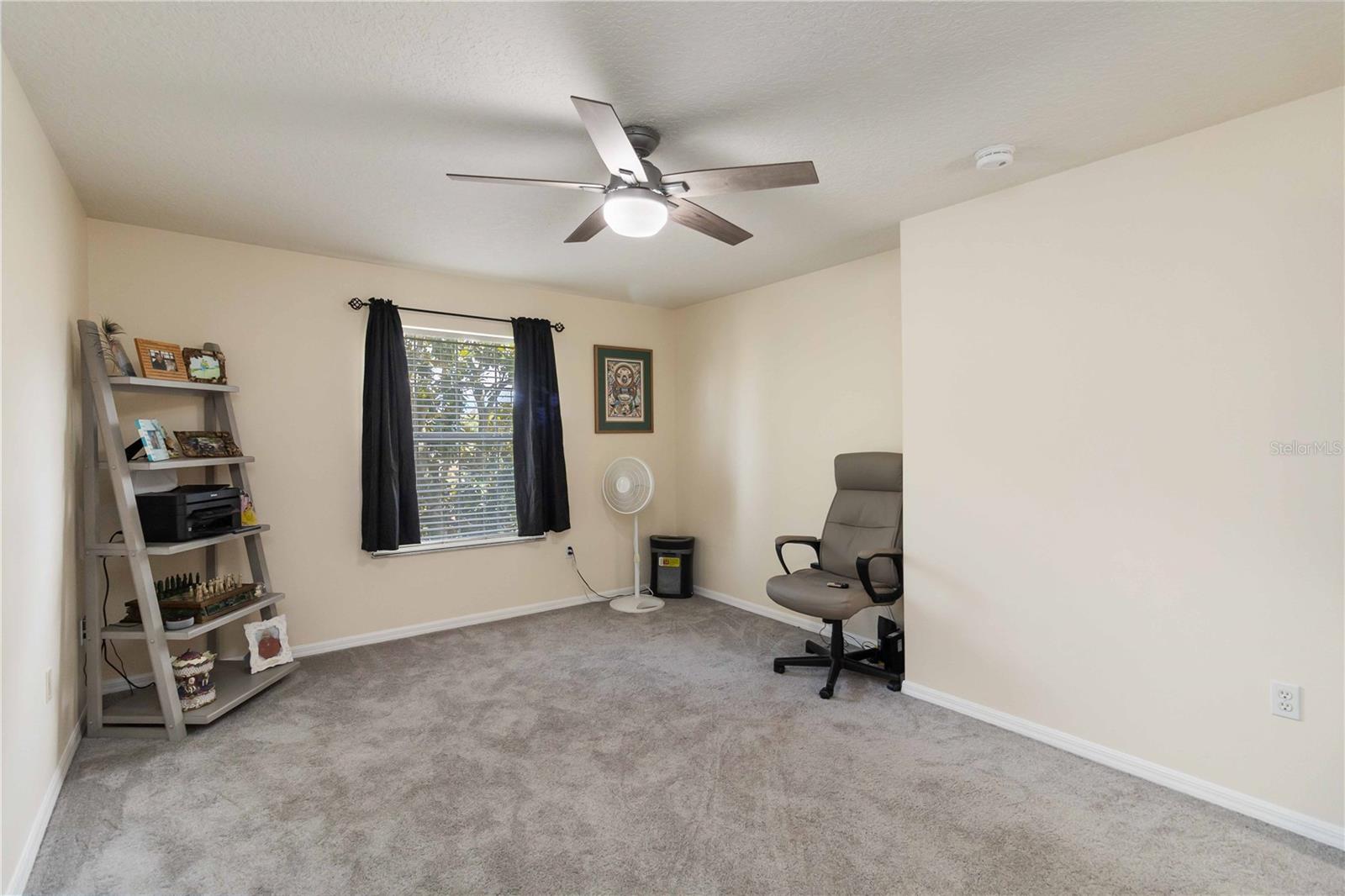 Image 19 of 30 For 698 Seabrook Court 206