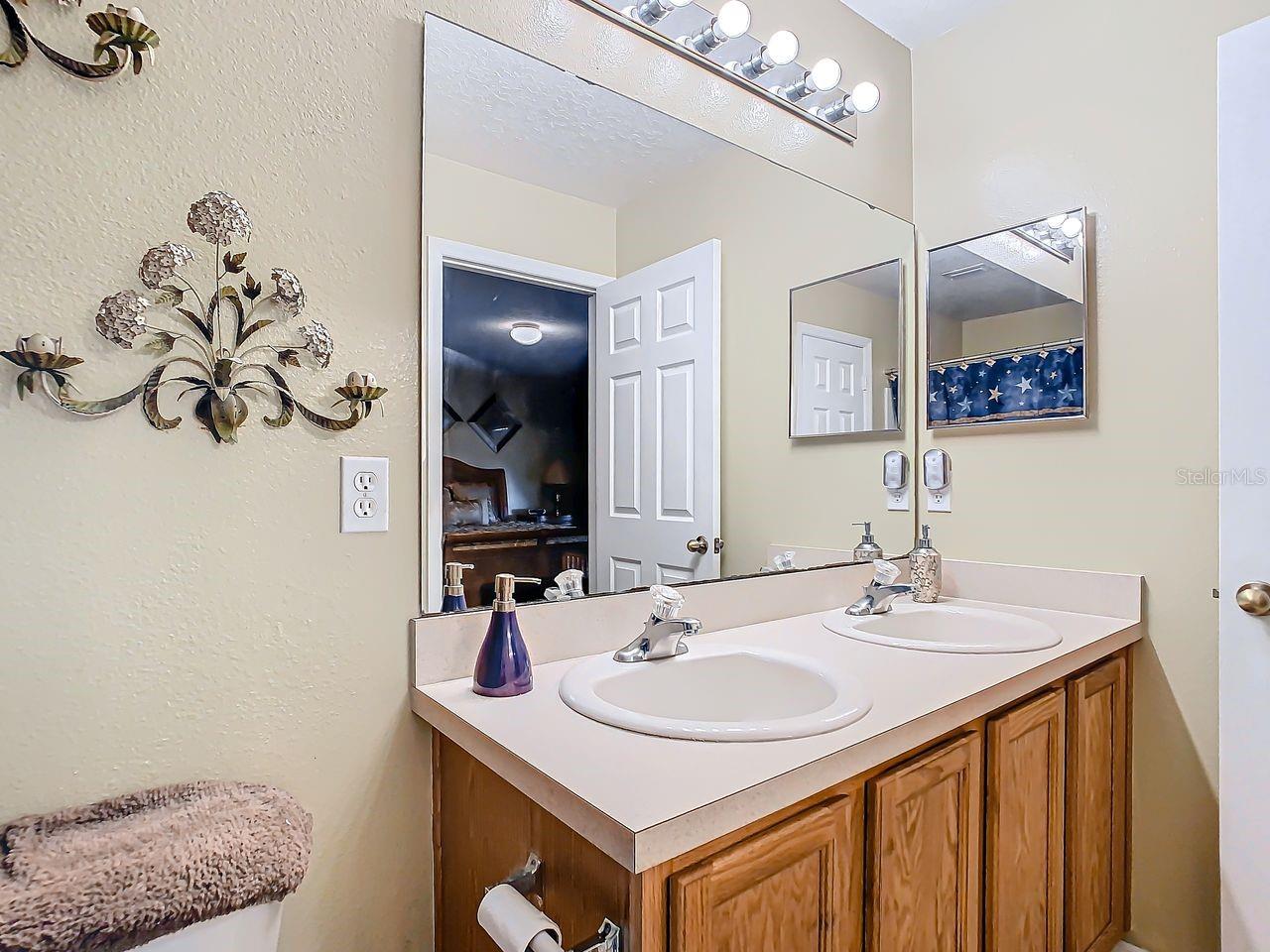 Image 42 of 59 For 221 Windrose Drive