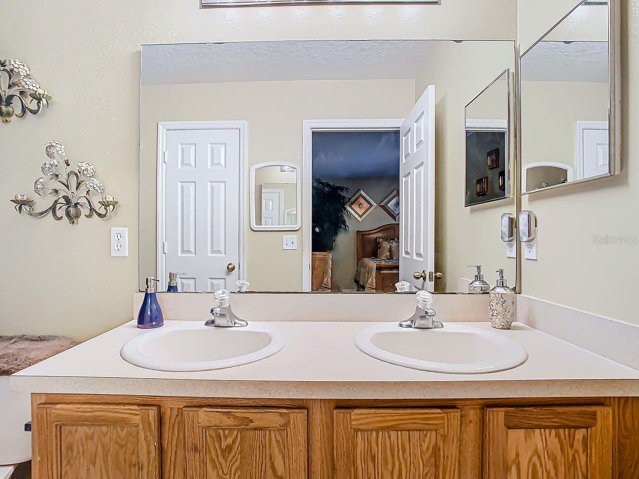Image 45 of 59 For 221 Windrose Drive