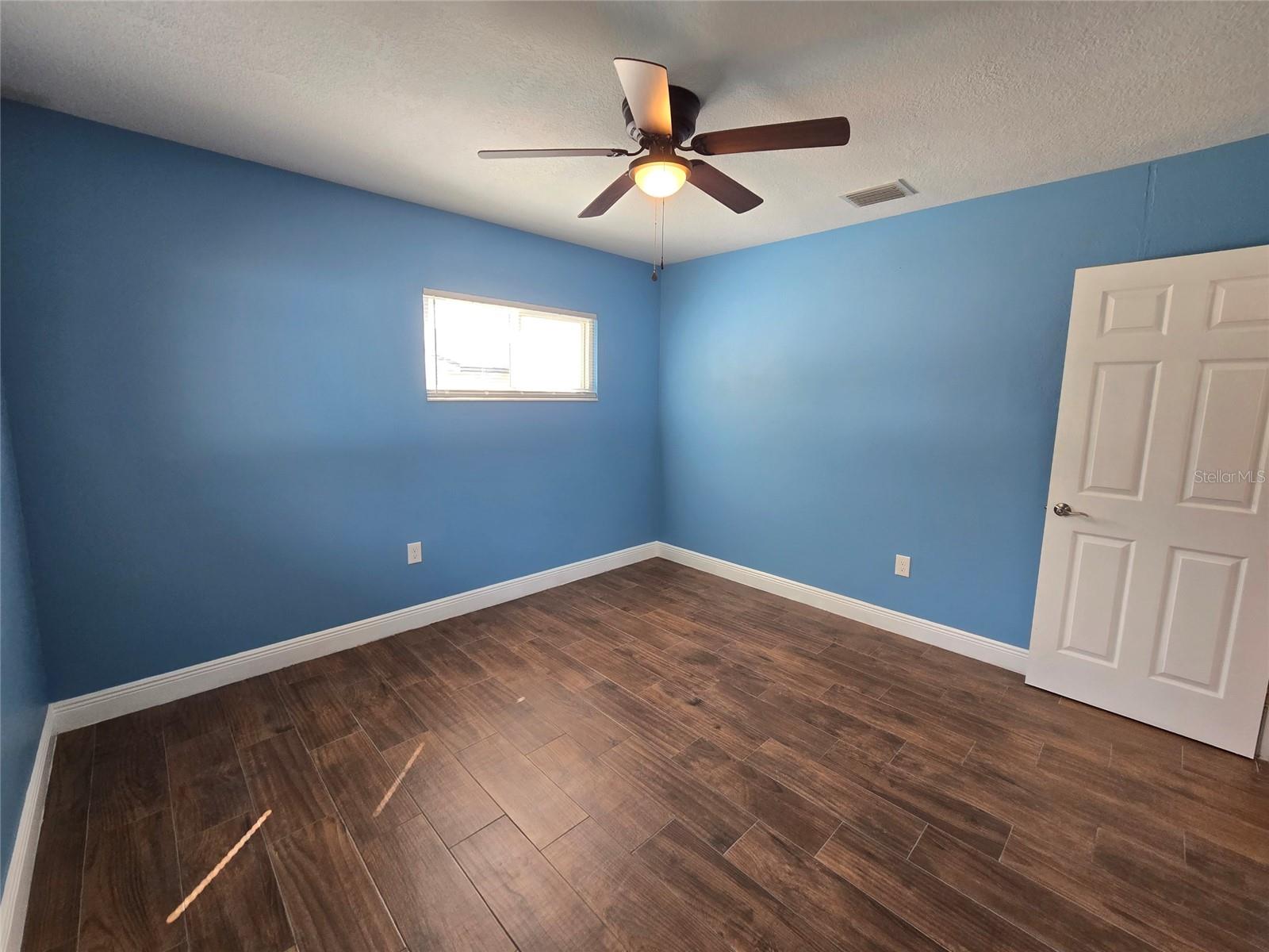 Image 14 of 21 For 36 Marigold Lane