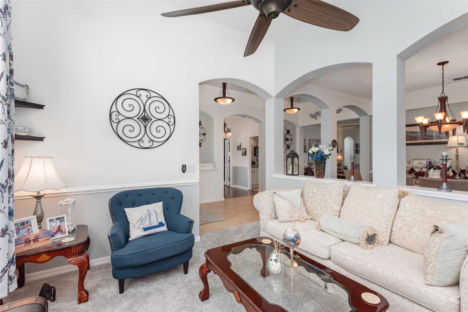 Image 5 of 30 For 129 Crystal Oak Drive