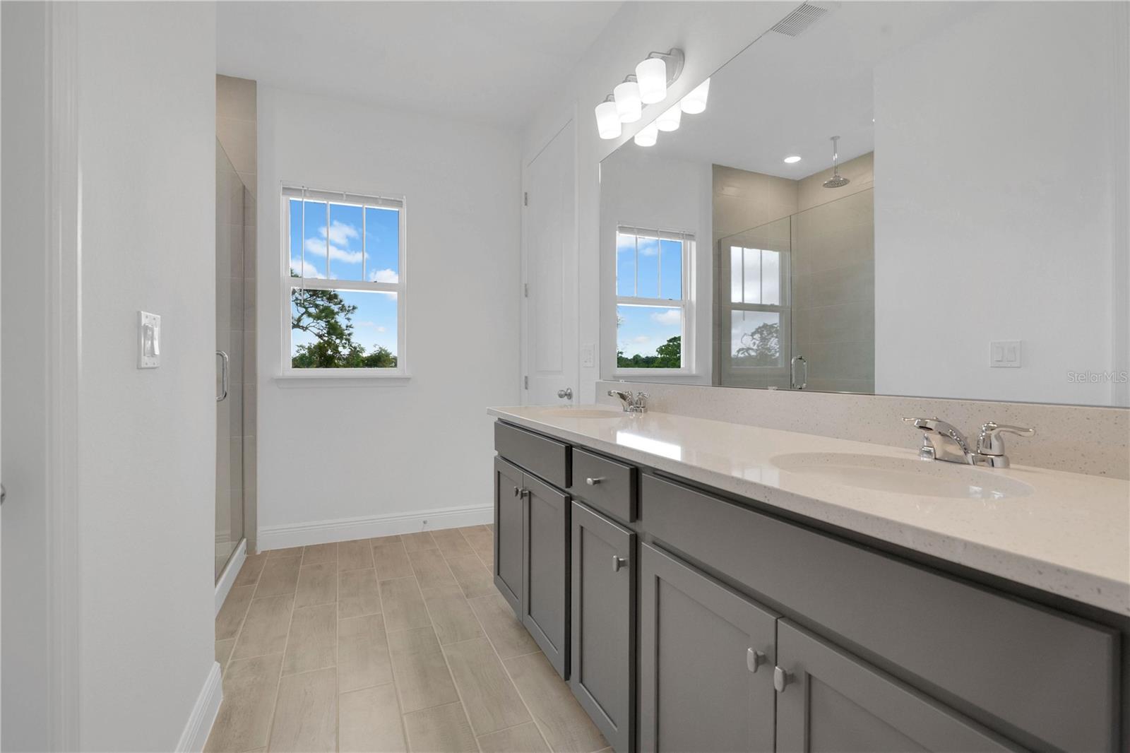 Image 12 of 33 For 13102 Serene Glade Road