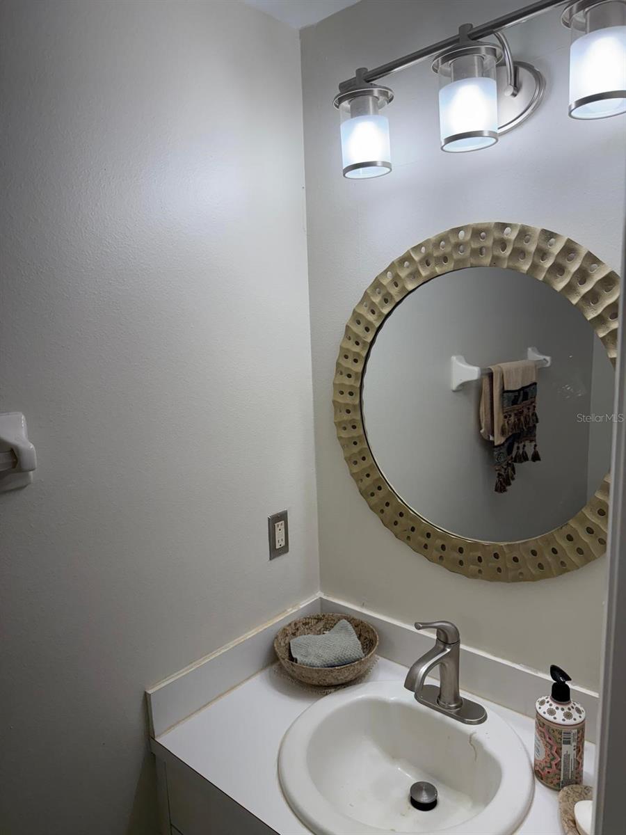 Image 20 of 29 For 12308 Shady Spring Way 107