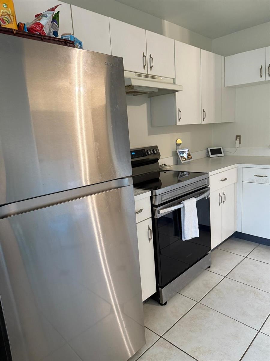 Image 28 of 29 For 12308 Shady Spring Way 107