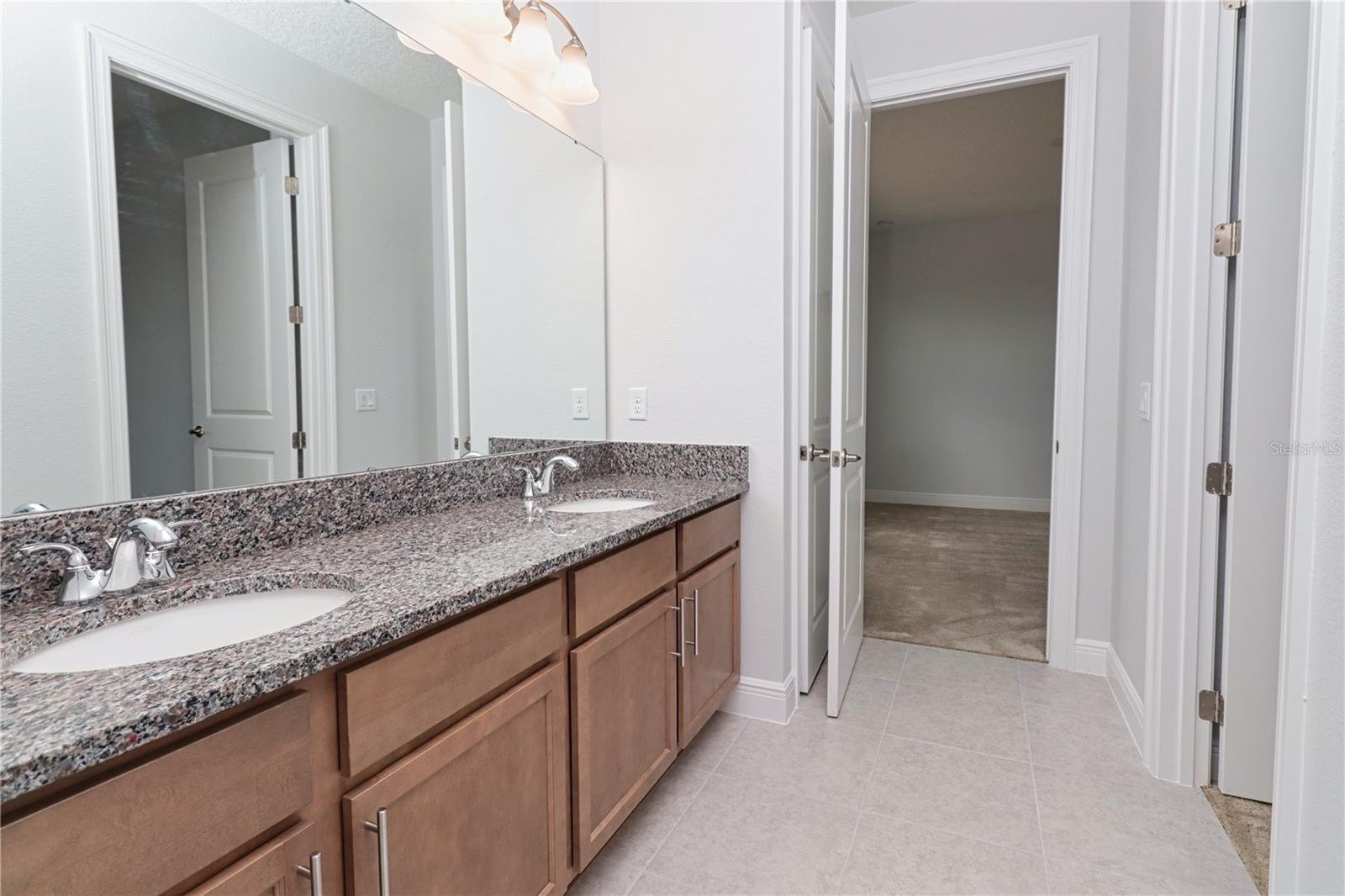 Image 26 of 47 For 8186 Topsail Place