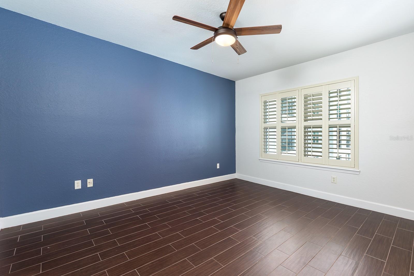 Image 16 of 25 For 204 South Street 3057