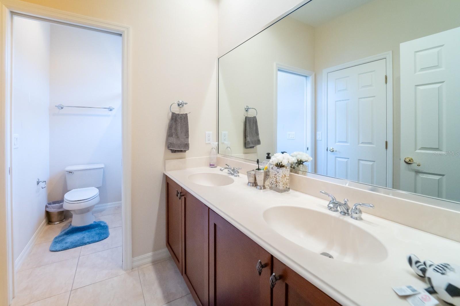 Image 19 of 22 For 8605 Saint Marino Boulevard