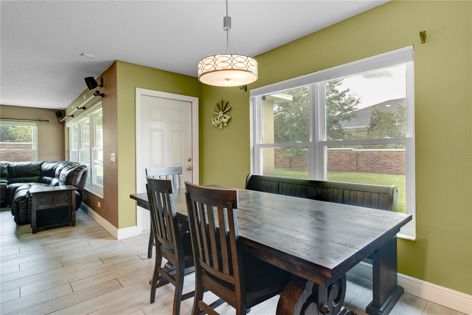 Image 12 of 28 For 421 Cobblestone Pointe Drive