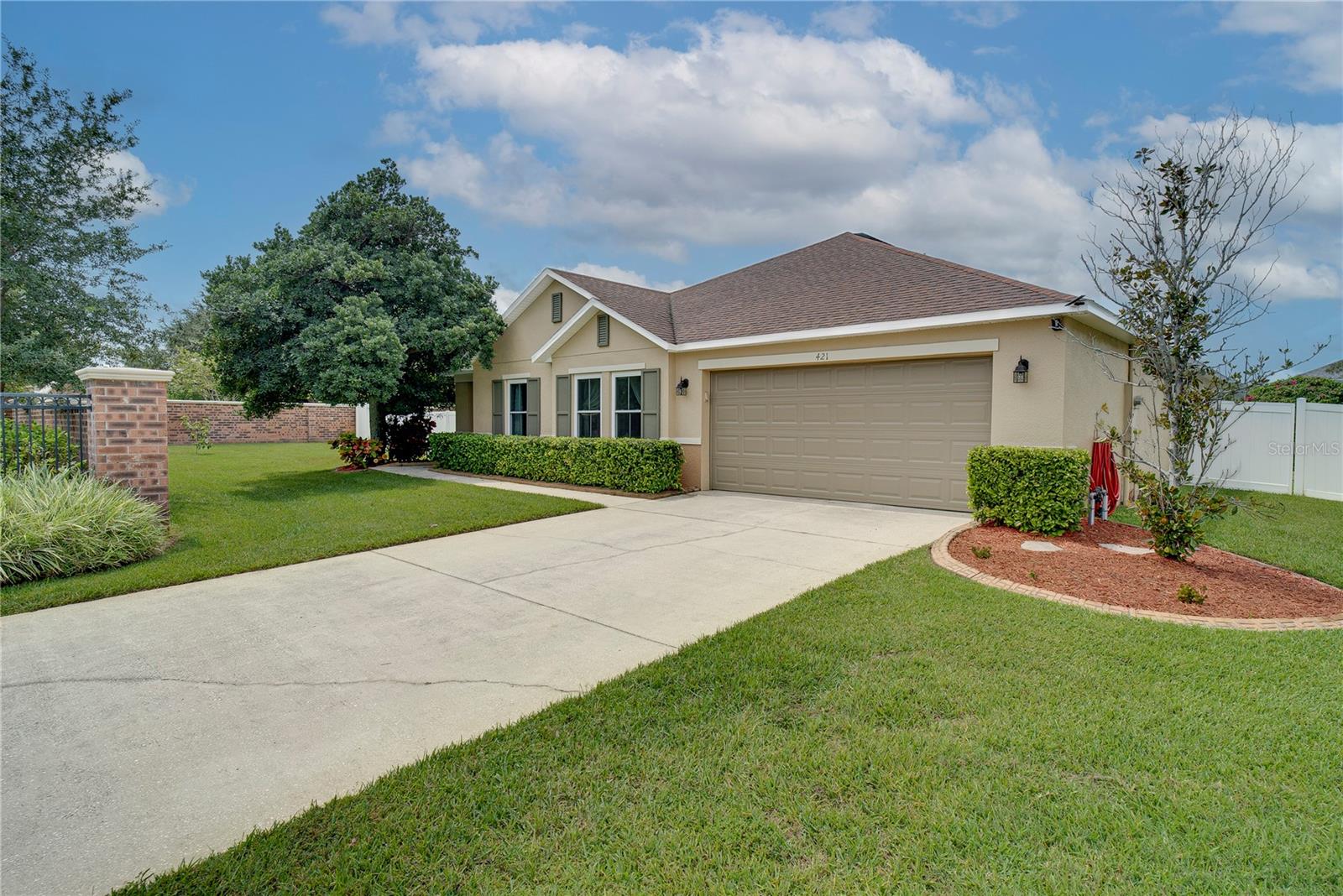 Image 4 of 28 For 421 Cobblestone Pointe Drive