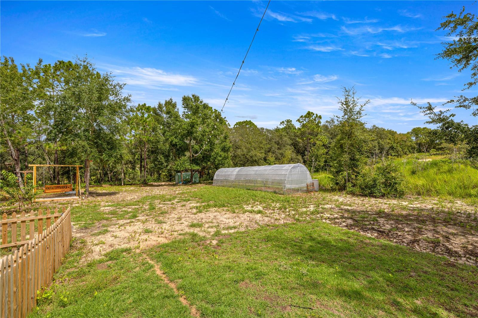 Image 18 of 33 For 15901 113 St Rd