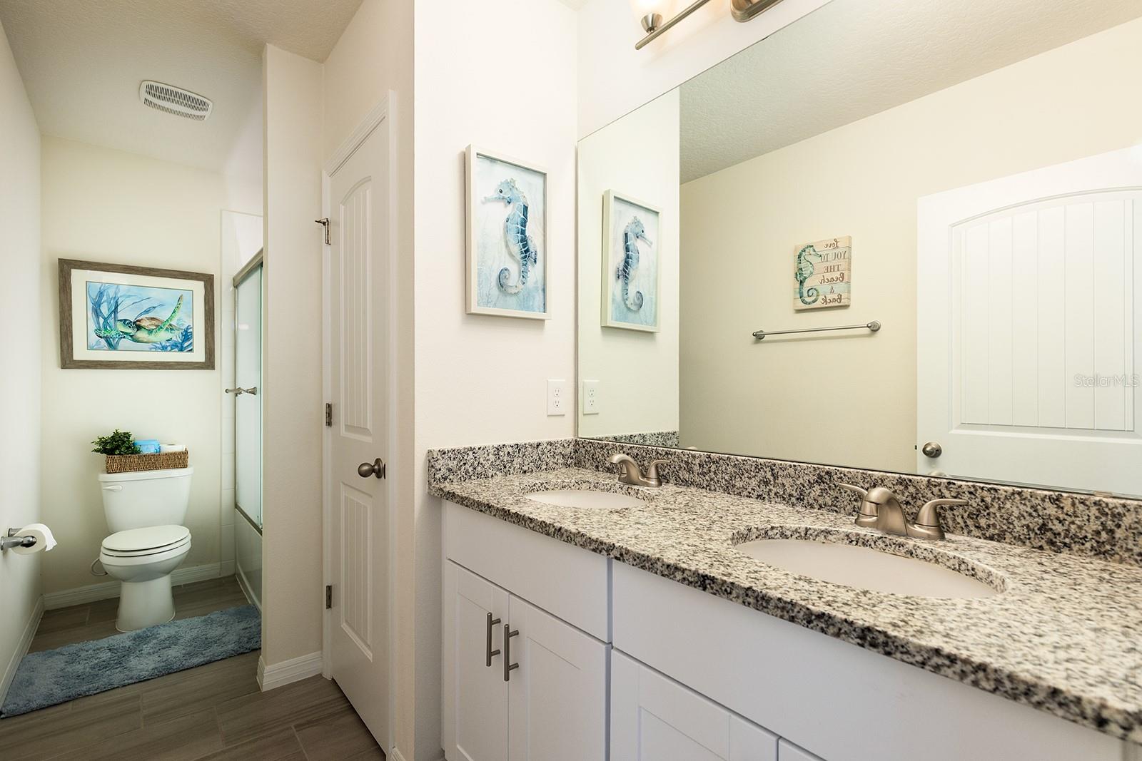 Image 23 of 72 For 9263 Quest Alley Alley