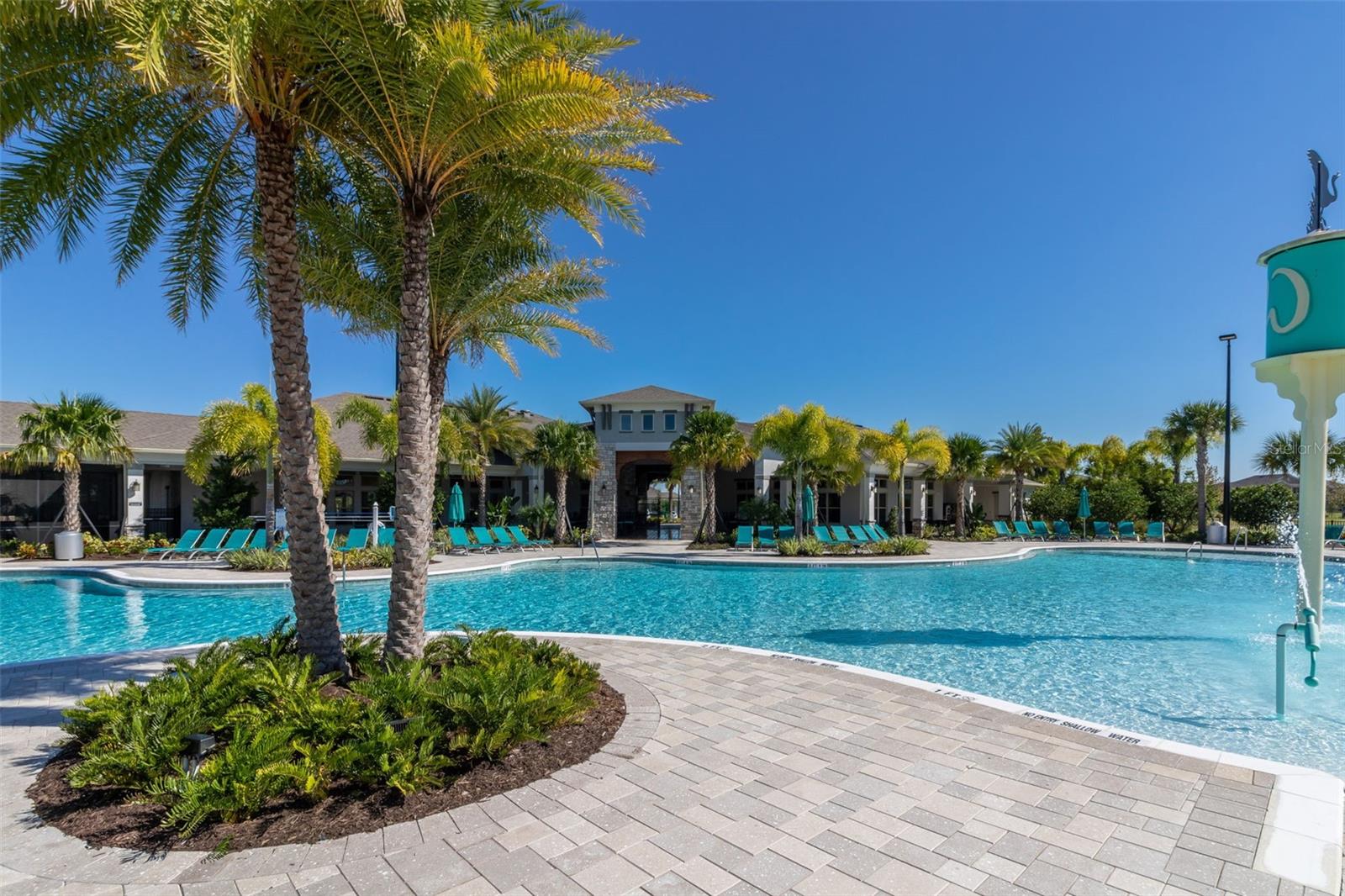 Image 57 of 72 For 9263 Quest Alley Alley