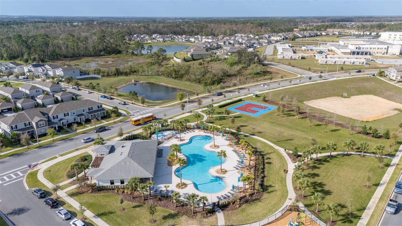 Image 61 of 72 For 9263 Quest Alley Alley