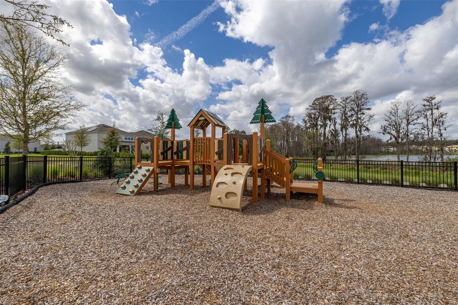 Image 69 of 72 For 9263 Quest Alley Alley