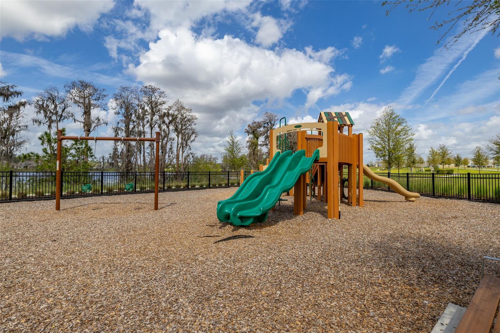 Image 71 of 72 For 9263 Quest Alley Alley