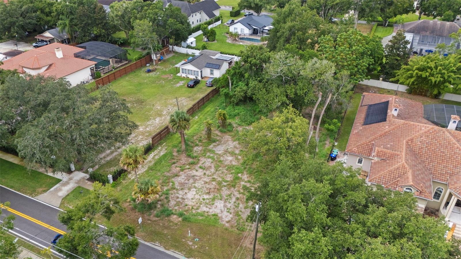 Image 23 of 30 For 1516 Hempel Avenue