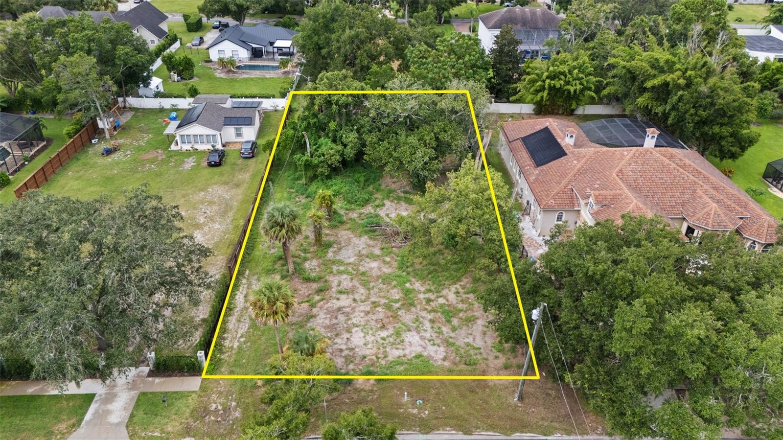 Image 5 of 30 For 1516 Hempel Avenue