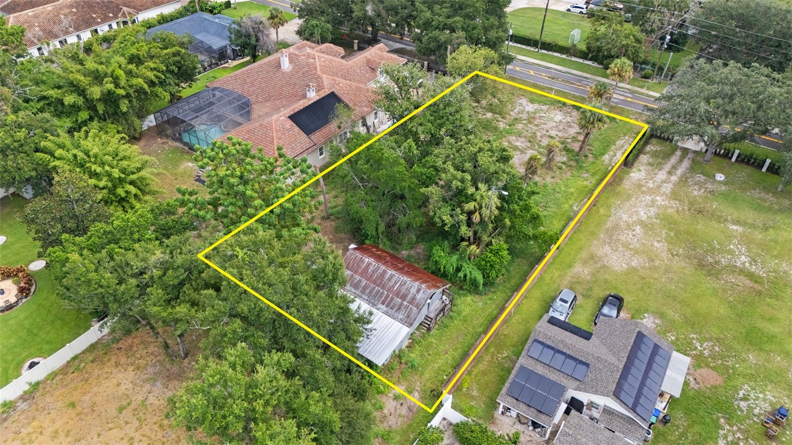 Image 8 of 30 For 1516 Hempel Avenue