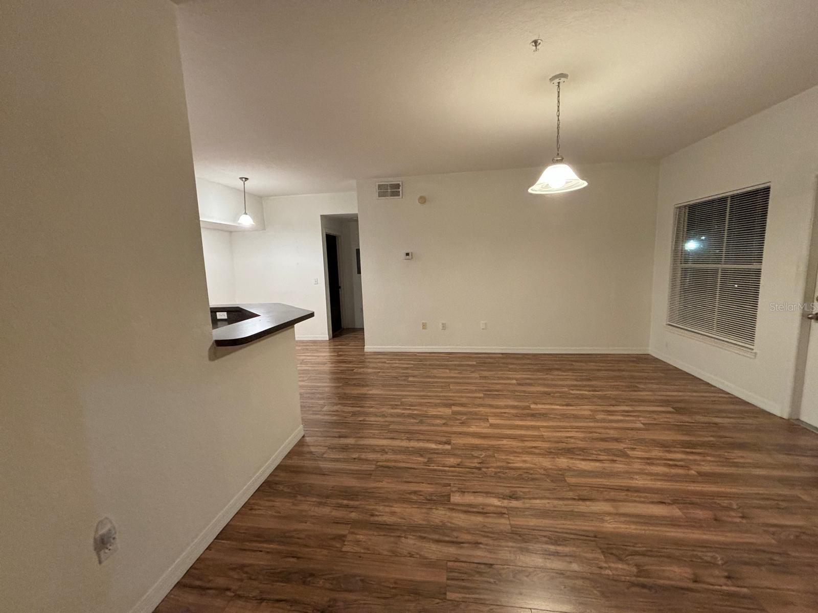 Image 3 of 14 For 6059 Westgate Drive 424