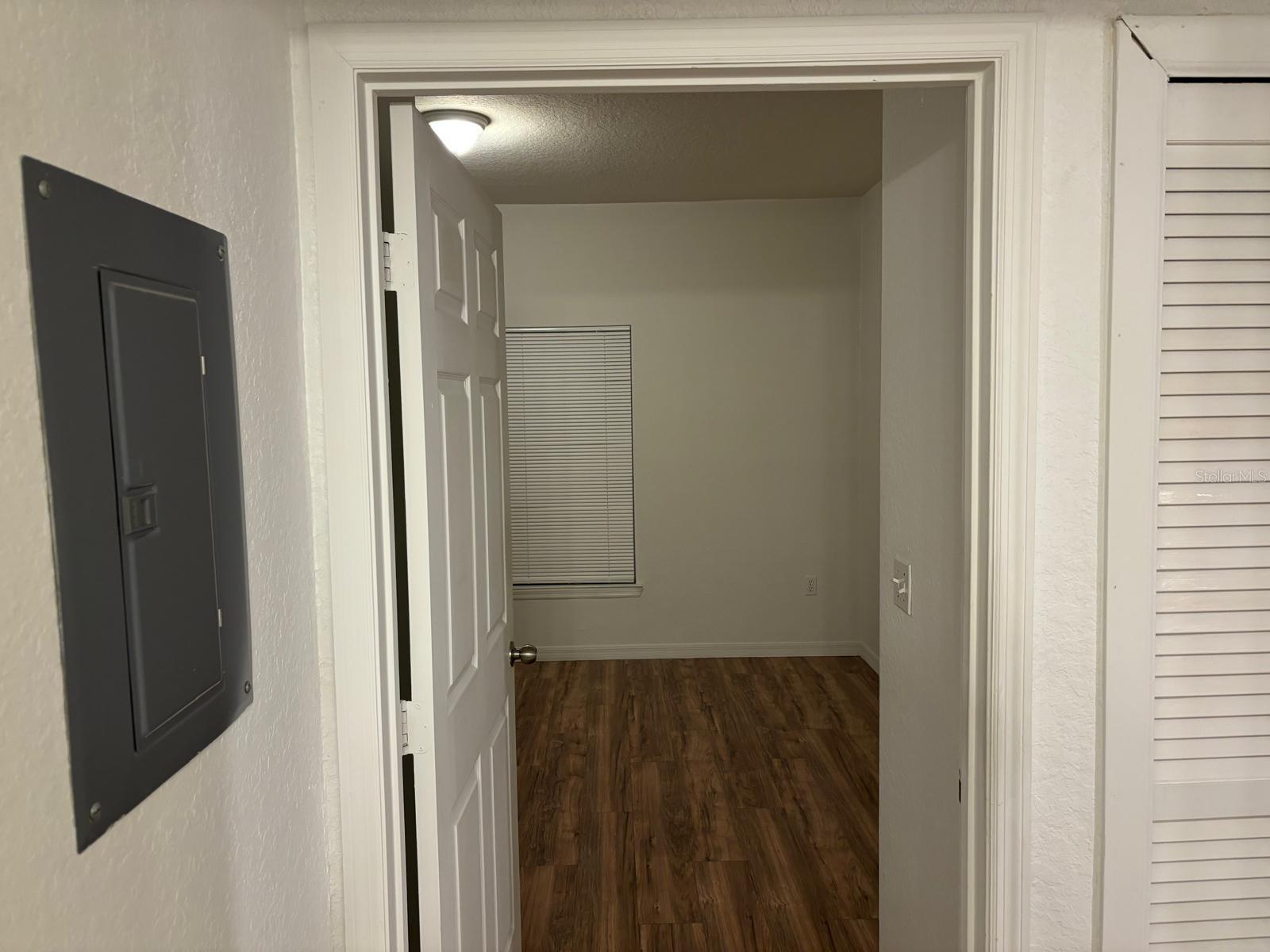 Image 6 of 14 For 6059 Westgate Drive 424