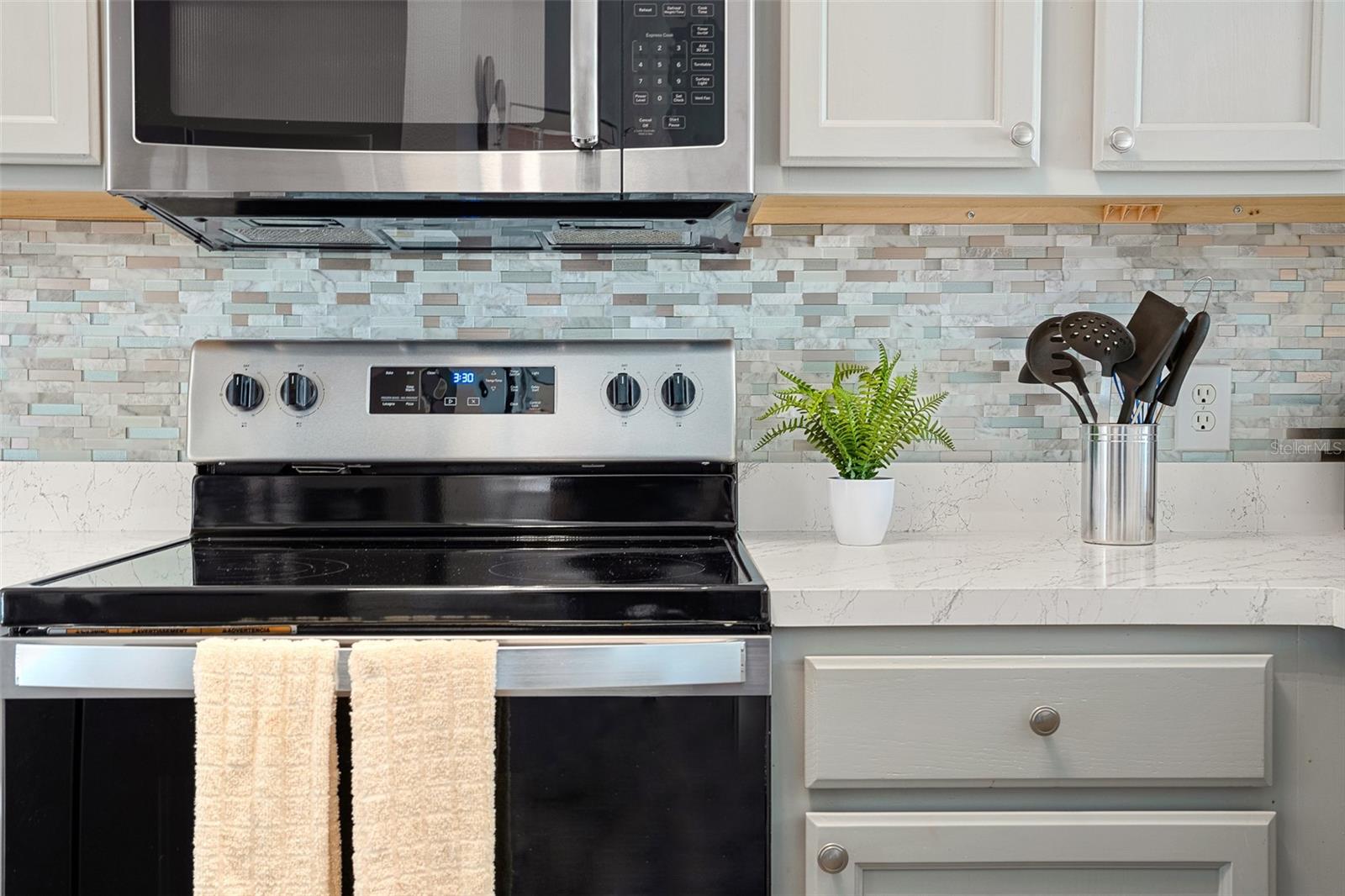 Image 12 of 17 For 3052 Secret Lake Drive