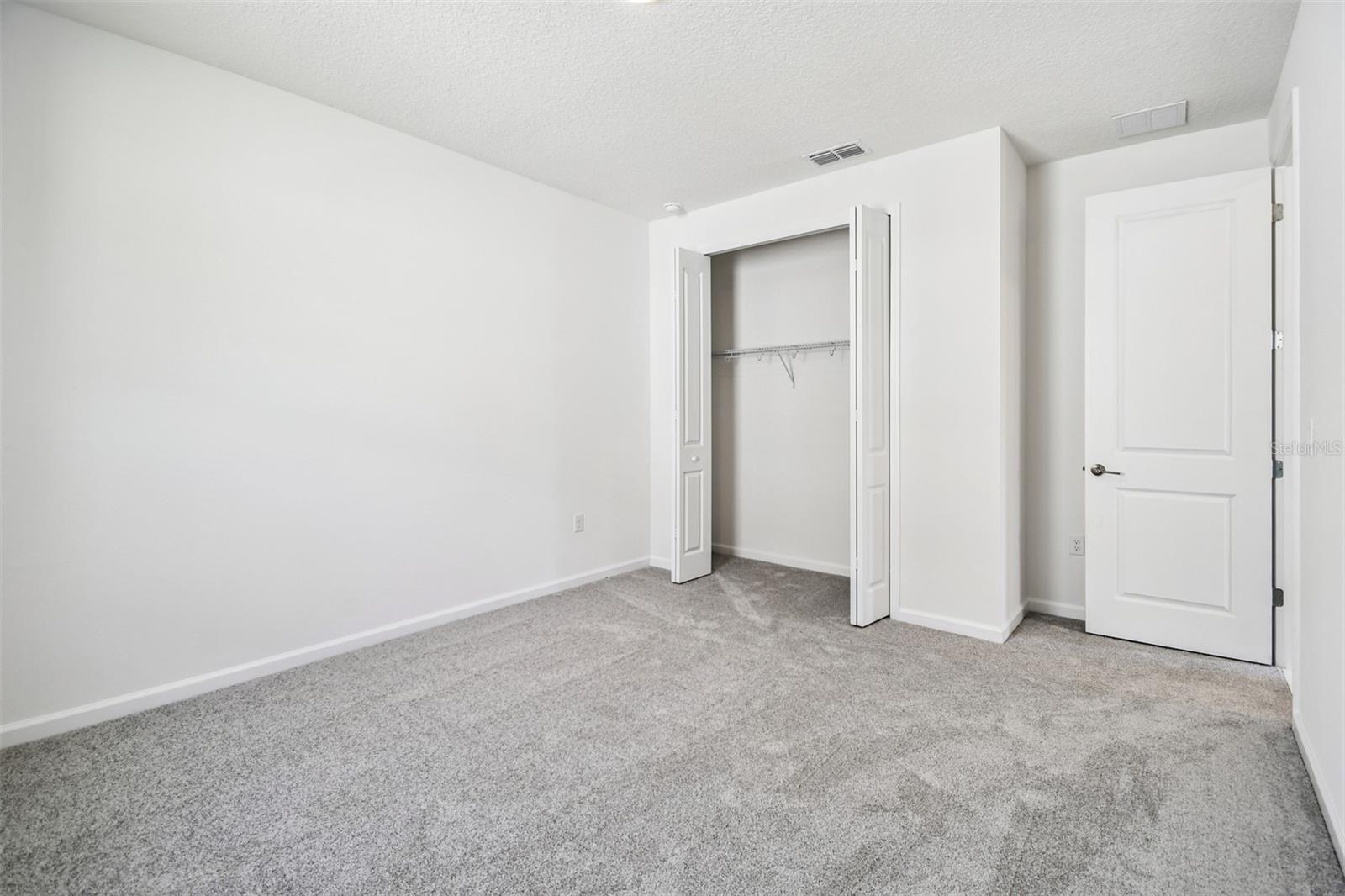 Image 46 of 64 For 903 Pointe Emerson Boulevard