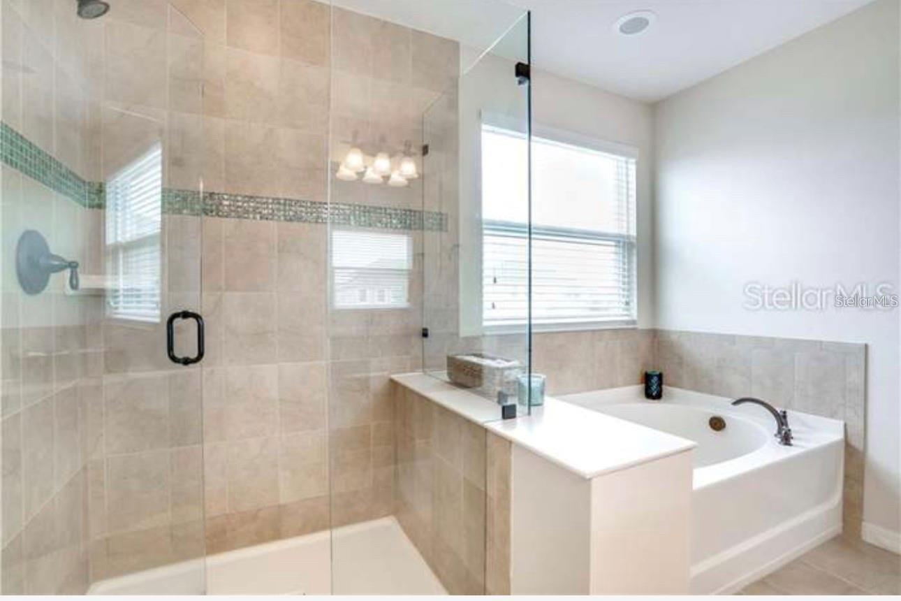 Image 12 of 41 For 8622 Lovett Avenue