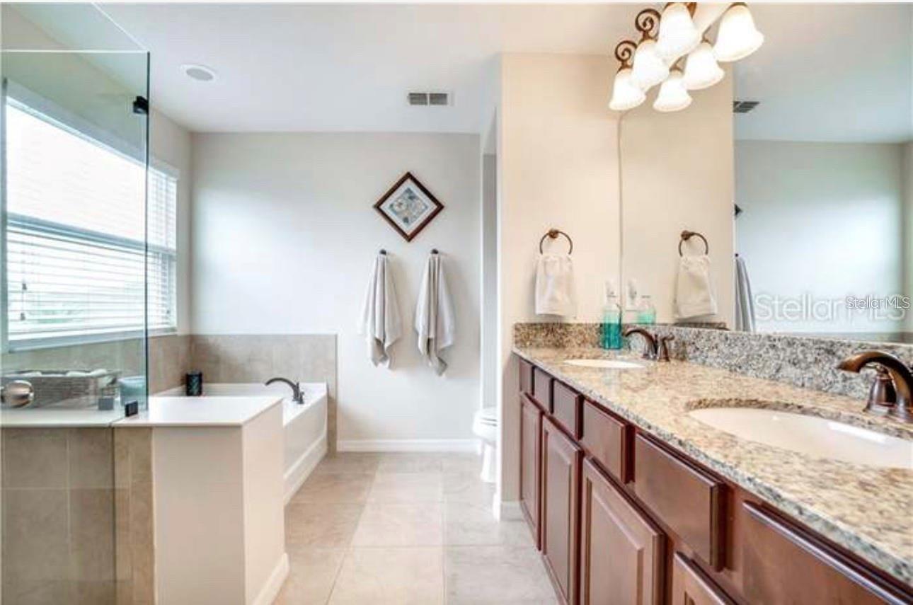 Image 15 of 41 For 8622 Lovett Avenue