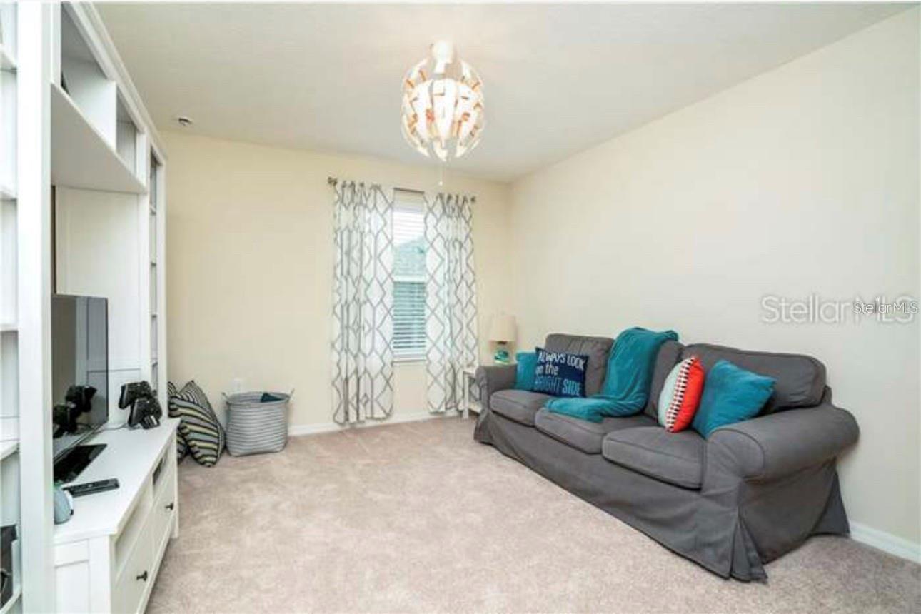 Image 16 of 41 For 8622 Lovett Avenue