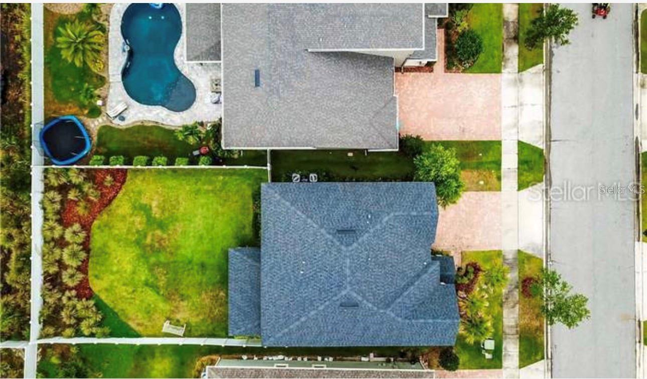 Image 28 of 41 For 8622 Lovett Avenue
