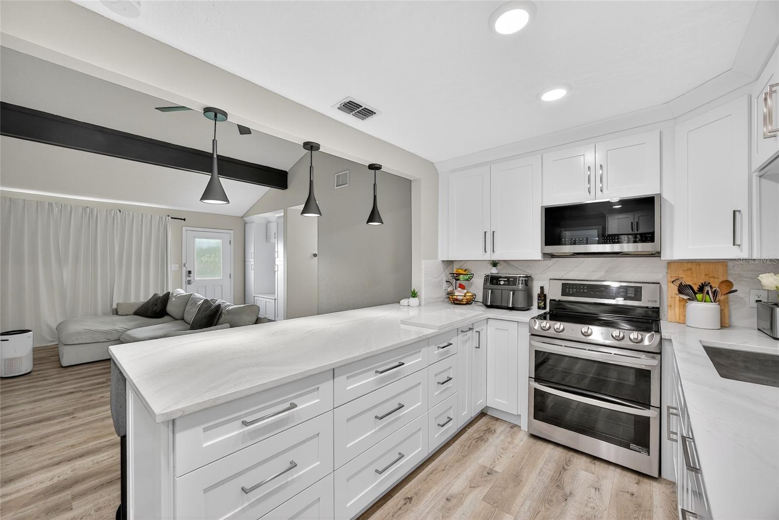 Image 6 of 31 For 143 Guaymas Drive