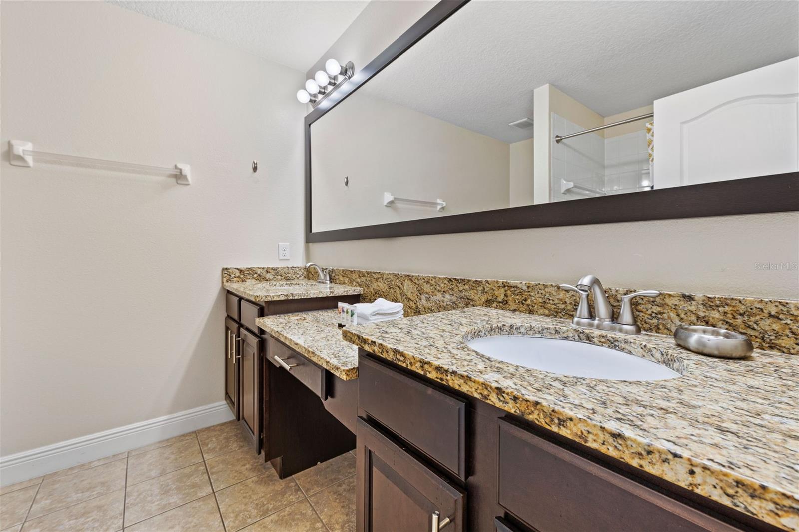 Image 10 of 20 For 8153 Roseville Road