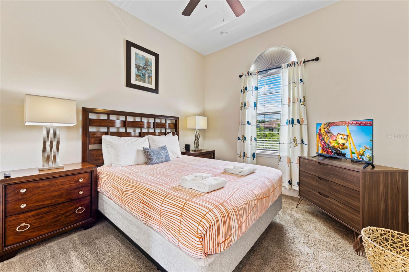 Image 11 of 20 For 8153 Roseville Road
