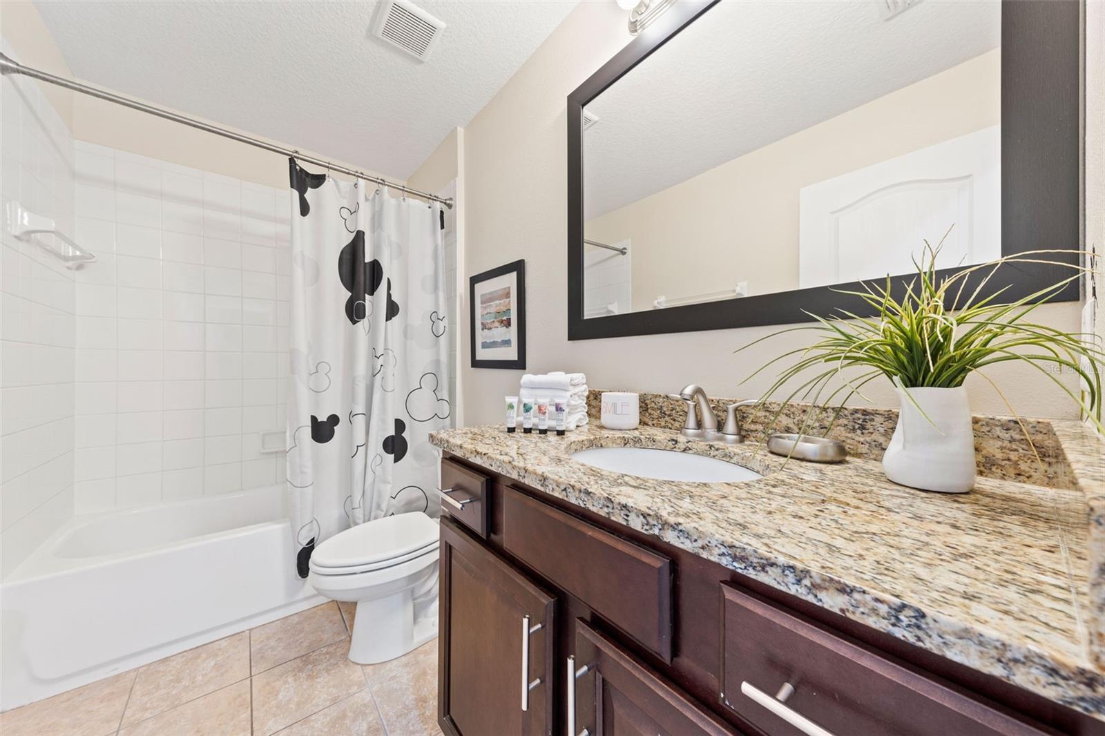 Image 13 of 20 For 8153 Roseville Road