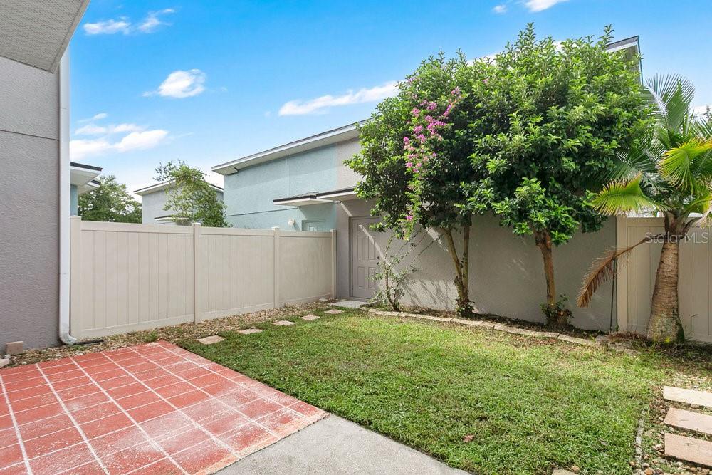 Image 20 of 28 For 6071 Chapledale Drive