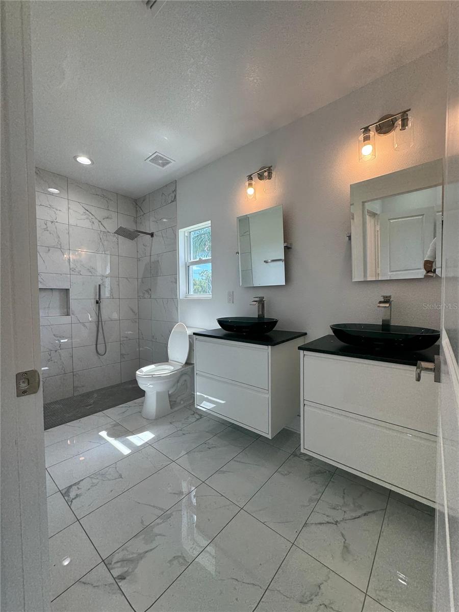 Image 8 of 12 For 275 Antis Drive