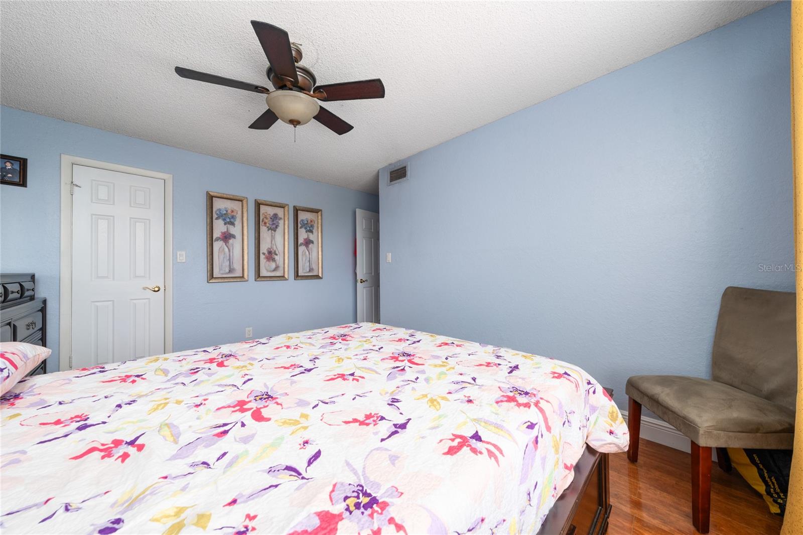 Image 16 of 24 For 5501 Rosebriar Way 309