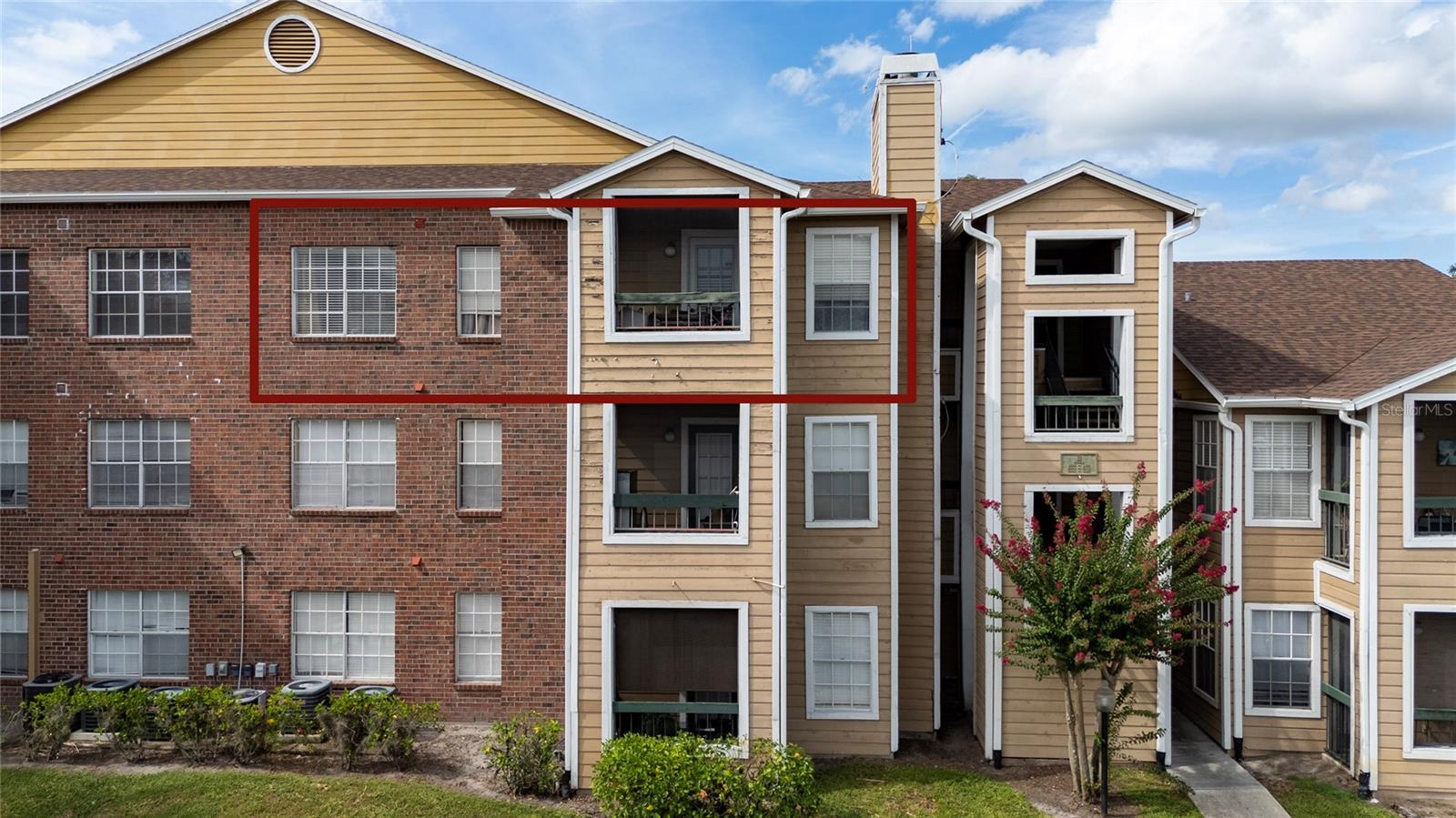 Image 3 of 24 For 5501 Rosebriar Way 309