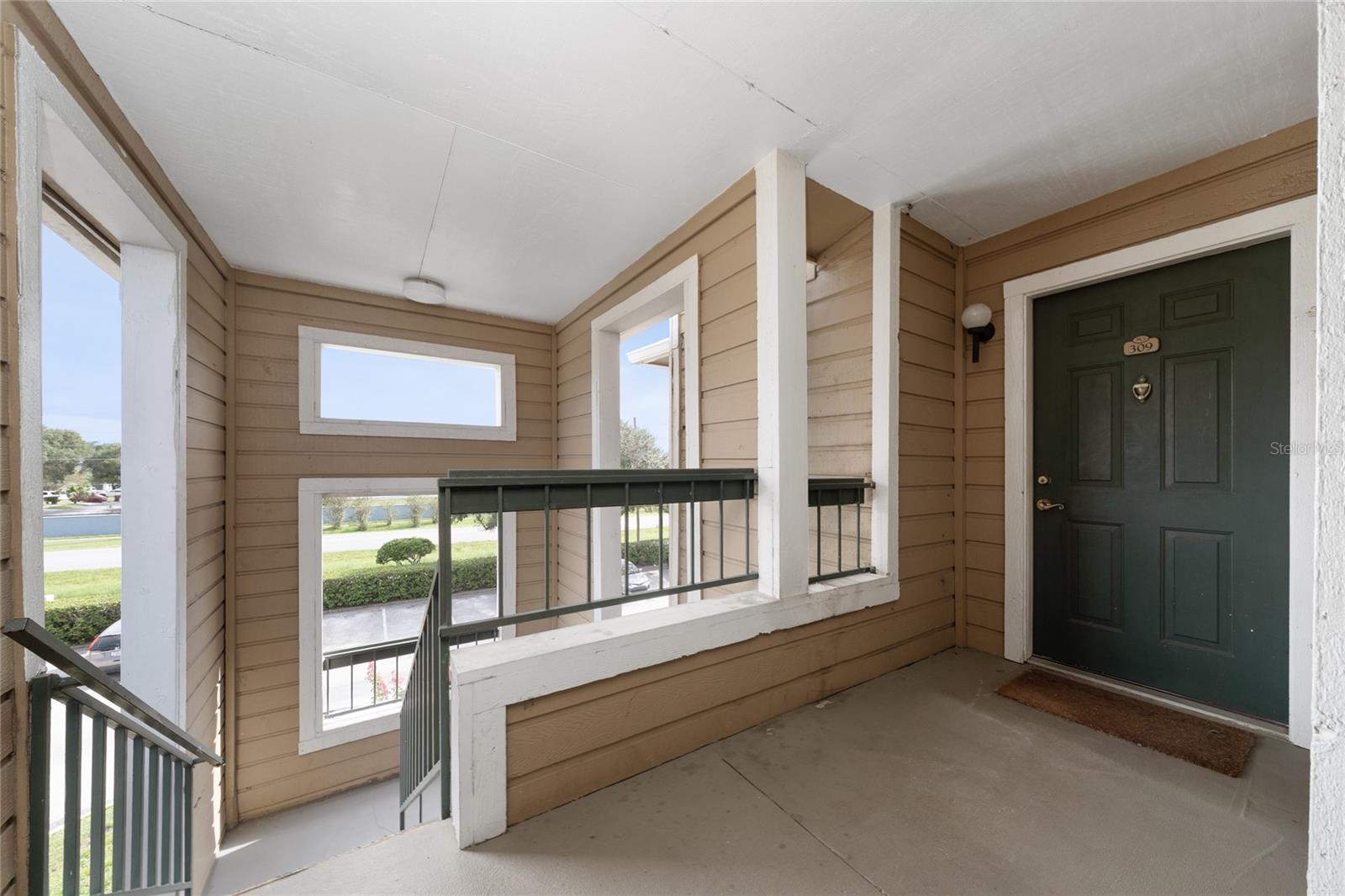Image 5 of 24 For 5501 Rosebriar Way 309