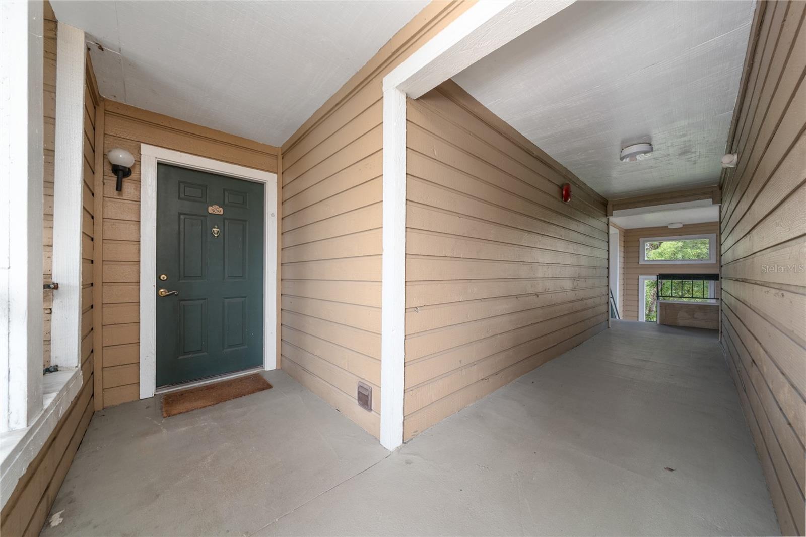 Image 6 of 24 For 5501 Rosebriar Way 309