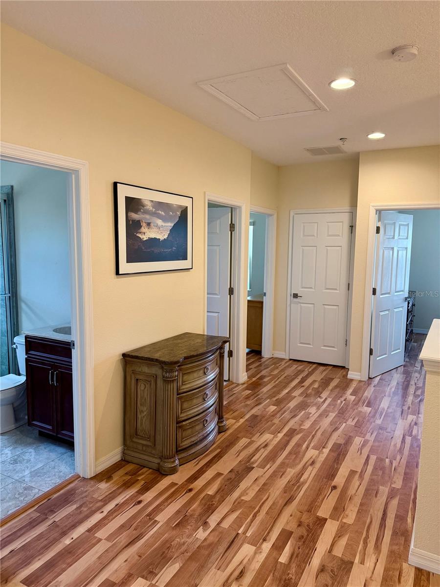 Image 11 of 29 For 2060 Royal Vista Court