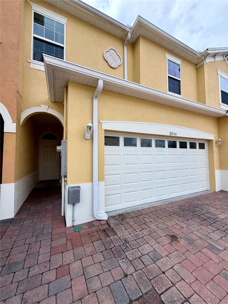 Image 2 of 18 For 2054 Royal Vista Court