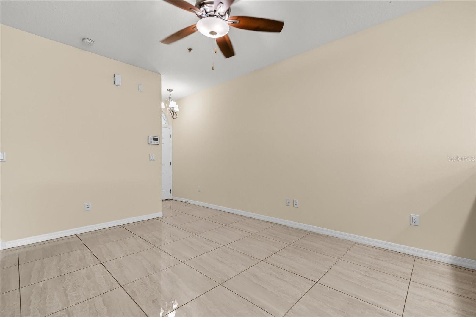 Image 26 of 32 For 2054 Royal Vista Court