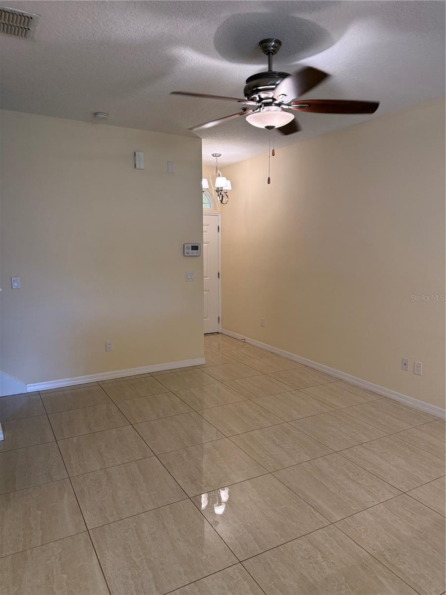 Image 4 of 18 For 2054 Royal Vista Court