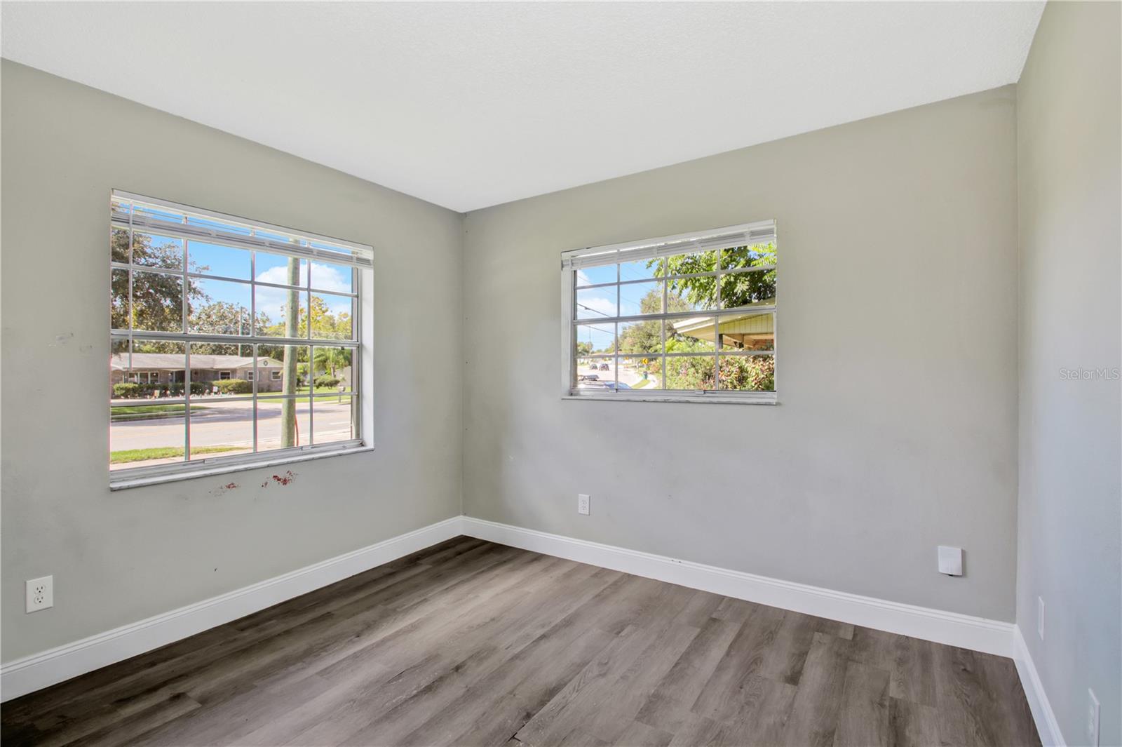 Image 14 of 25 For 1458 Deltona Boulevard