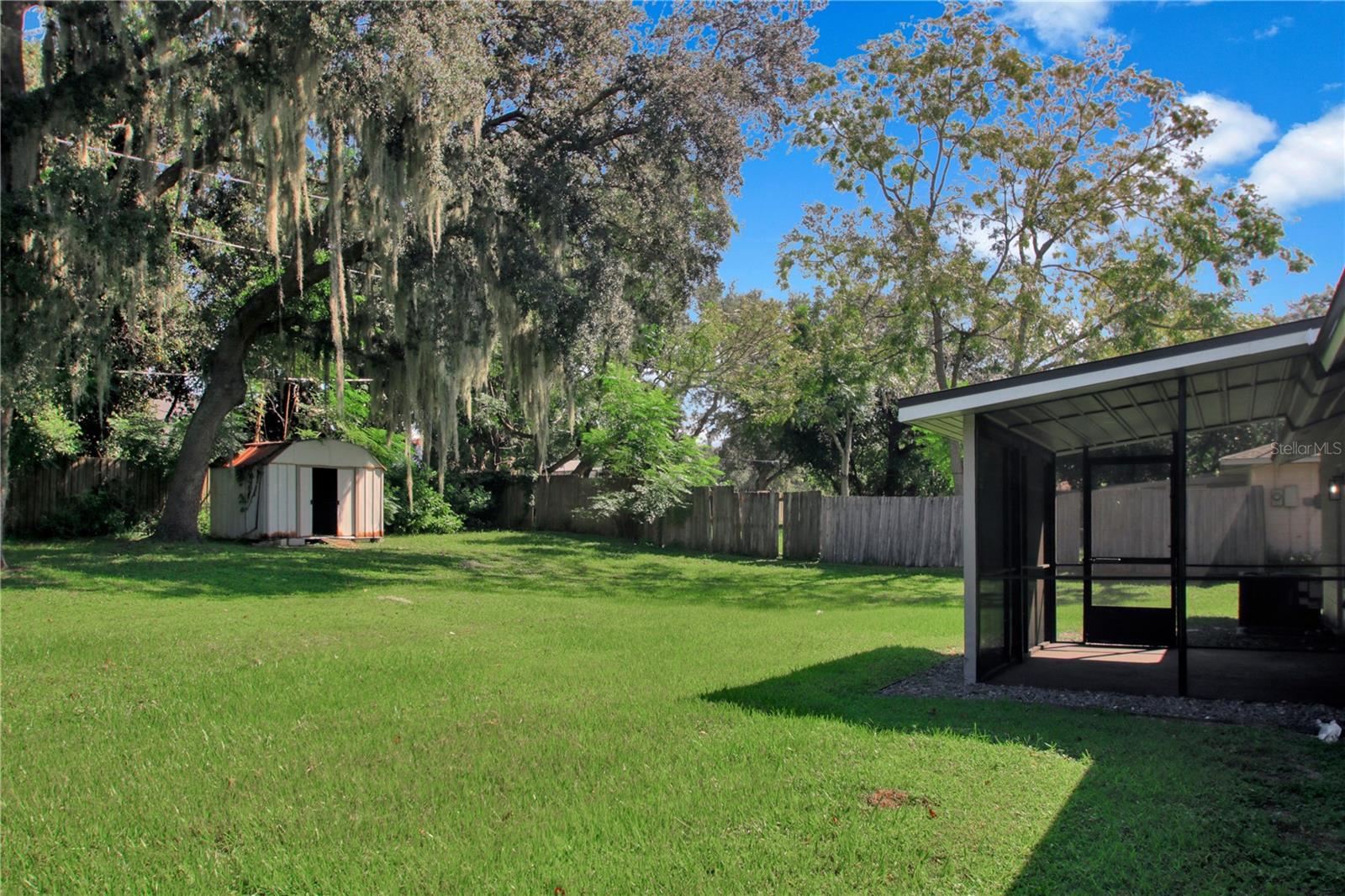 Image 23 of 25 For 1458 Deltona Boulevard
