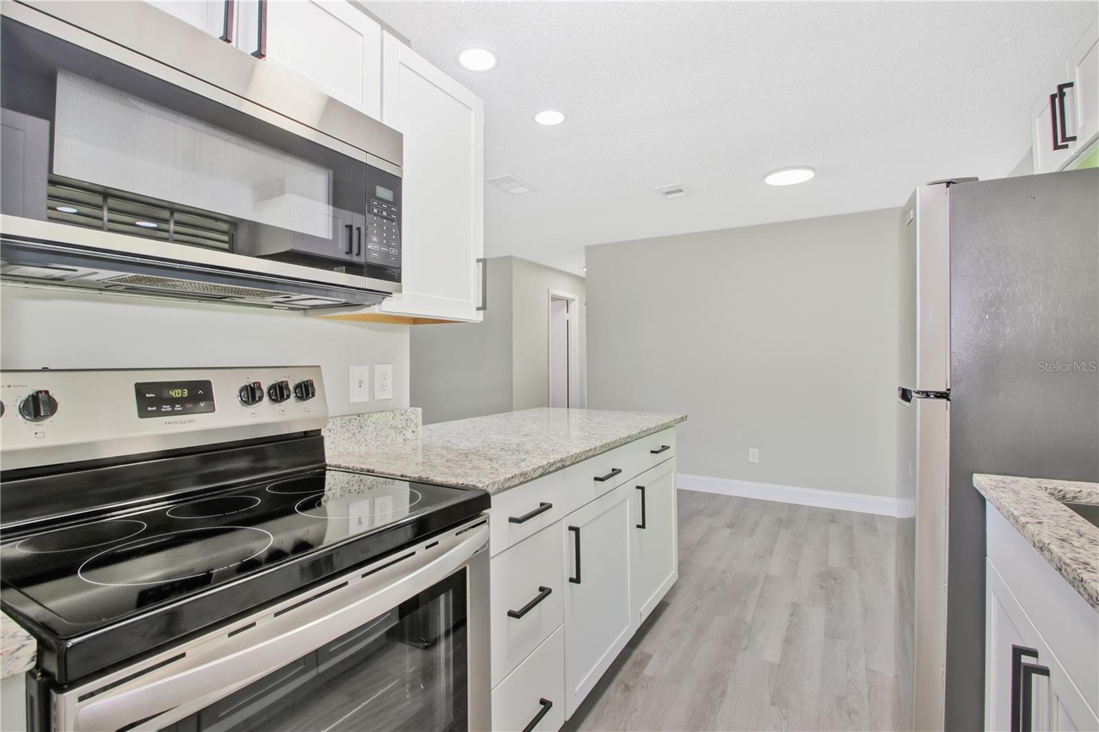 Image 9 of 25 For 1458 Deltona Boulevard